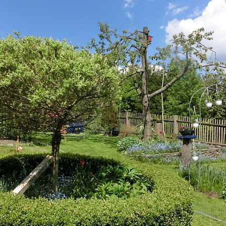 Apartment In Thuringian Forest With Garden Oberweißbach Εξωτερικό φωτογραφία